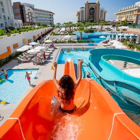 Hotell Sunport 5*