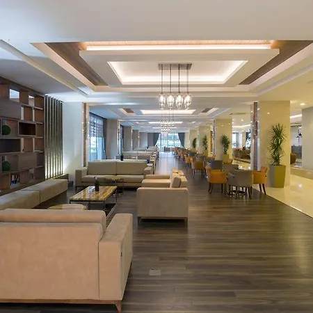 Sunport Hotell 5*